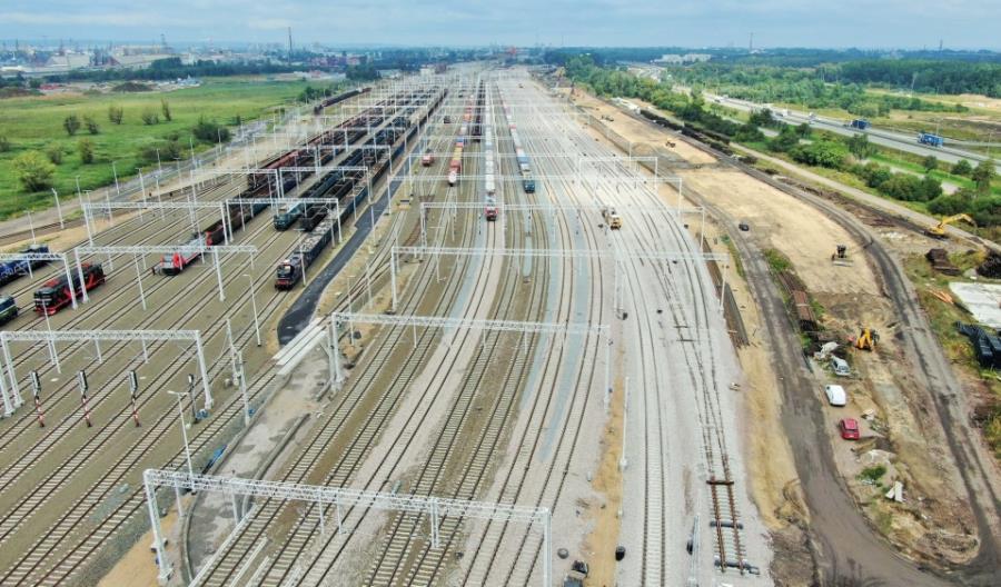 Trójmiasto: Modernizacja dojazdu do portów zbliża się do końca Trójmiasto: Modernizacja dojazdu do portów zbliża się do końca