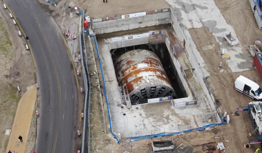 Tunel w Świnoujściu. Demontują część urządzeń. Nie są już potrzebne Tunel w Świnoujściu. Demontują część urządzeń. Nie są już potrzebne