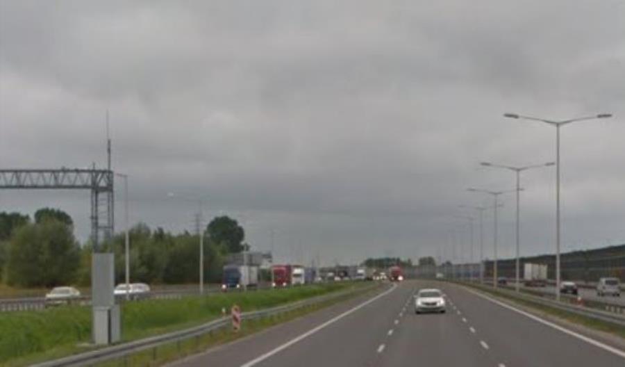Odcinkowy pomiar na S8 w Warszawie blisko uruchomienia Odcinkowy pomiar na S8 w Warszawie blisko uruchomienia