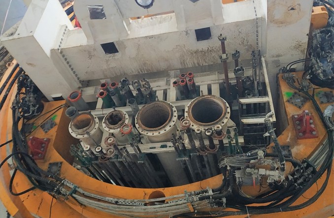 Świnoujście. Głowica tarczy drążącej już rozebrana