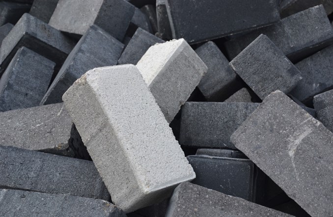 SPC: trzeba wprowadzić embargo na import cementu z Białorusi 