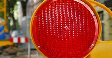 Inwestycje z Polskiego Ładu mają kredytować… wykonawcy. OIGD: To grozi bankructwem