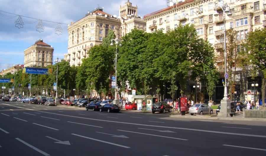 Ukraińcy demontują znaki drogowe. Rosjanom będzie trudniej Ukraińcy demontują znaki drogowe. Rosjanom będzie trudniej