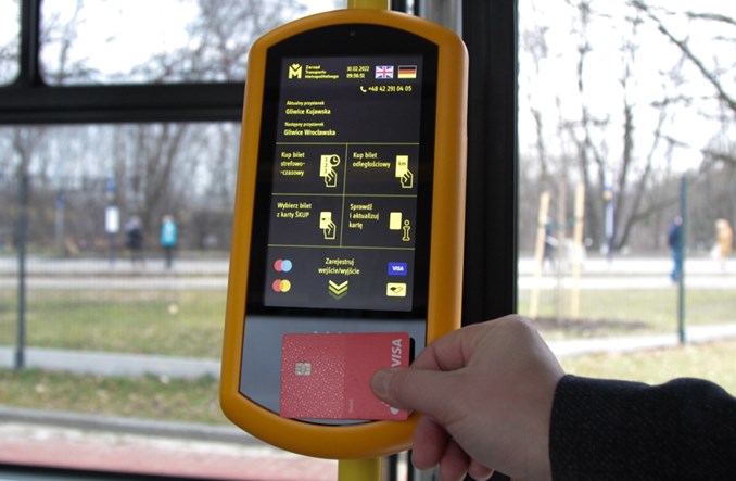 Aktualizacja automatów biletowych w Tychach. Płatności zbliżeniowe w 200 autobusach