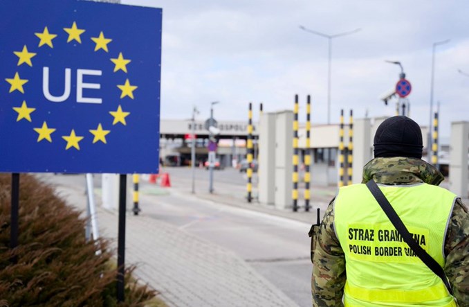 Ponad 2 mln Ukraińców uciekło przed wojną do Polski