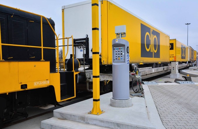 Clip. Nowoczesny przeładunek naczep w Swarzędzu 