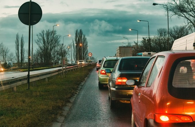 Systemy wspomagania kierowcy - krok do autonomicznej jazdy 