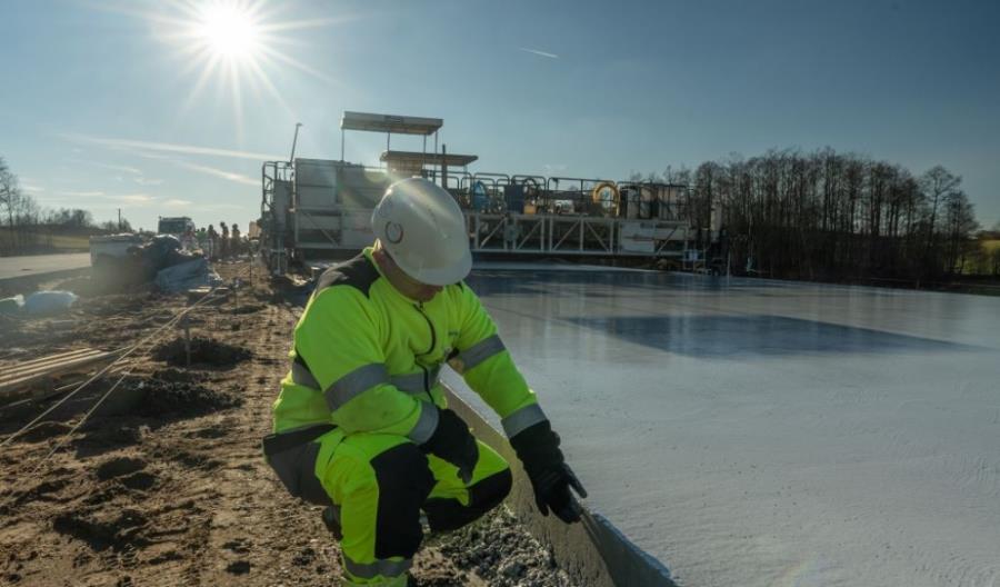 CEMEX uczestniczy w budowie trasy S61 CEMEX uczestniczy w budowie trasy S61