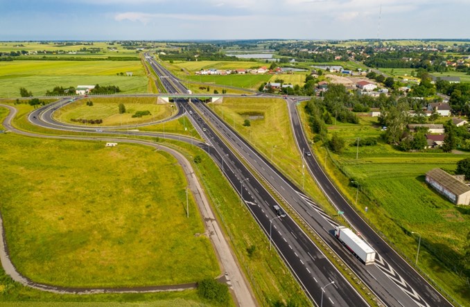 Rząd dorzucił do budowy dróg. Dopłaci do już zawartych umów 