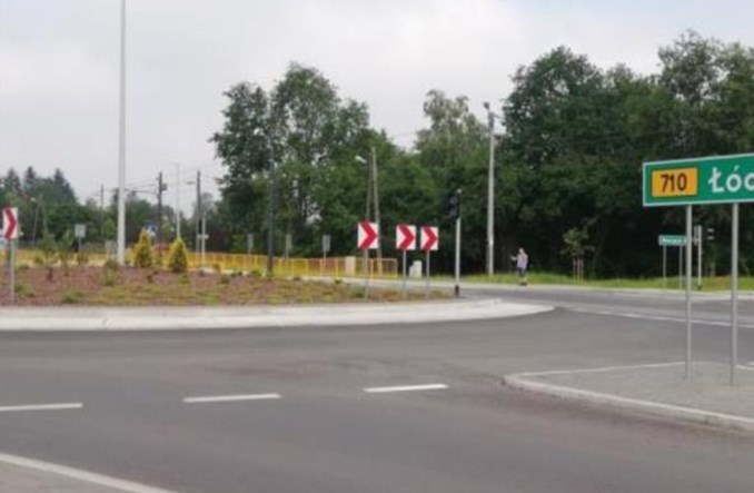 Łódzkie: Rząd wsparł wymianę nawierzchni na pięciu drogach wojewódzkich 