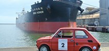 Fiat 126 - Maluch wyrusza w wyprawę z Portu Gdynia [zdjęcia] [film]