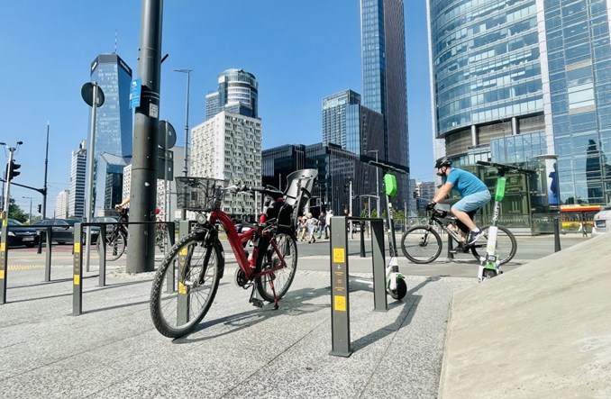 Warszawa porządkuje hulajnogi. Znamy szczegóły!