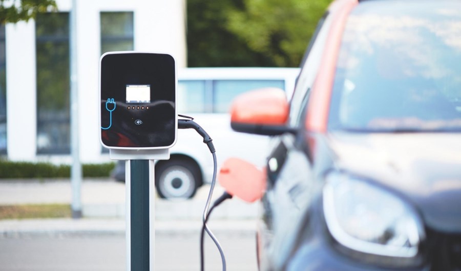 Elektromobilność szansą dla polskiej gospodarki Elektromobilność szansą dla polskiej gospodarki