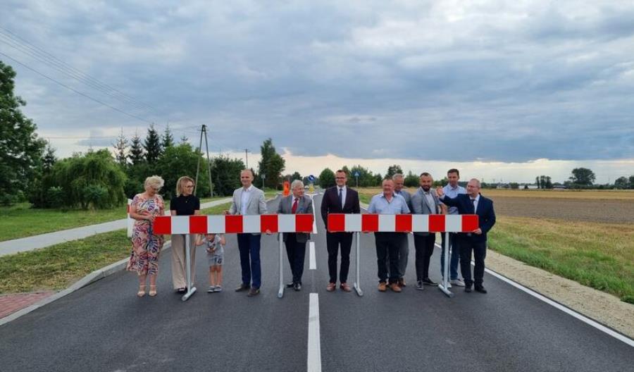 Otwarcie dwóch dróg wojewódzkich w powiecie płockim Otwarcie dwóch dróg wojewódzkich w powiecie płockim