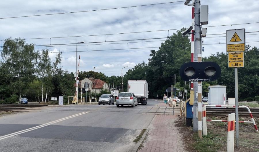 Sulejówek: Tunel za 60 mln zł zastąpi przejazd kolejowo-drogowy Sulejówek: Tunel za 60 mln zł zastąpi przejazd kolejowo-drogowy