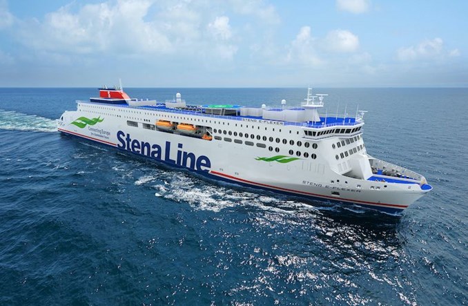 Nowy, 240-metrowy prom już w Trójmieście