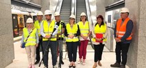 Metro: Oficjalny pociąg na Bródnie. Przygotowania do otwarcia nowych stacji