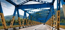 Wielka Brytania pomoże Ukrainie w odbudowie portów i torów 
