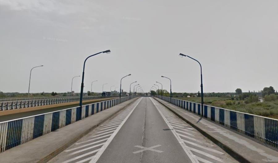Sandomierz. Stary most idzie do rozbiórki. Zamkną ruch pieszy i rowerowy Sandomierz. Stary most idzie do rozbiórki. Zamkną ruch pieszy i rowerowy