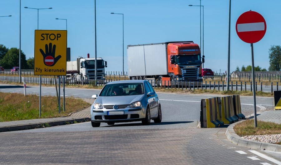 GDDKiA stawia nowe tablice wzdłuż autostrad. Znamy wyniki ciekawej ankiety GDDKiA stawia nowe tablice wzdłuż autostrad. Znamy wyniki ciekawej ankiety