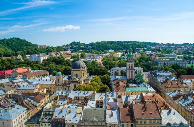 Odbudowa Ukrainy zostanie pokryta z zamrożonych rosyjskich aktywów? Analitycy sceptyczni