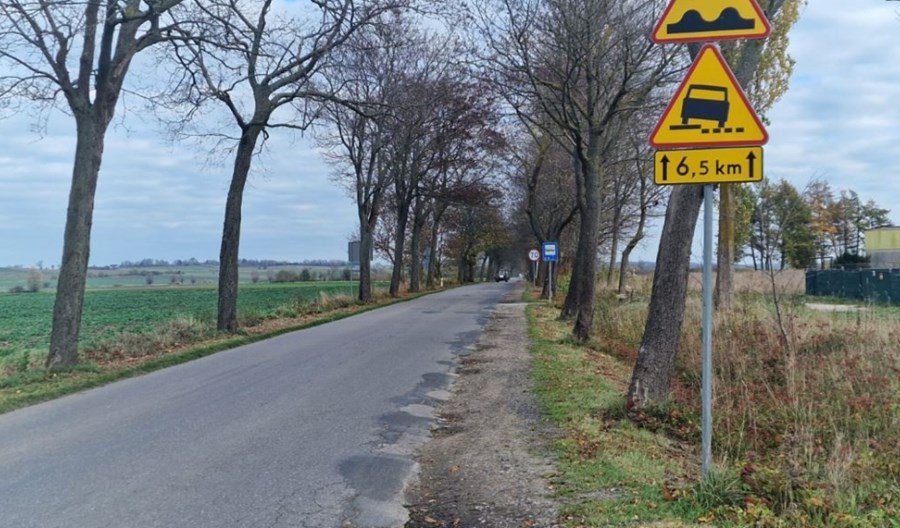 Kobylarnia z Mirbudem przejęły plac budowy drogi koło Darłowa Kobylarnia z Mirbudem przejęły plac budowy drogi koło Darłowa