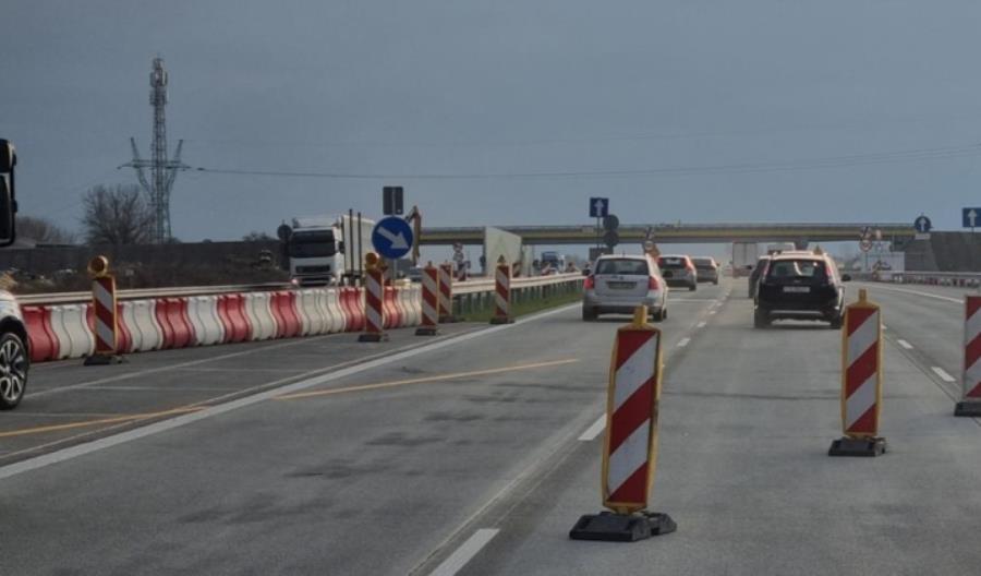 A1. Kolejne kilometry w pełnym przekroju A1. Kolejne kilometry w pełnym przekroju