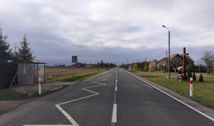 Wielkopolska. DK-12 niedaleko Jarocina wyremontowana Wielkopolska. DK-12 niedaleko Jarocina wyremontowana