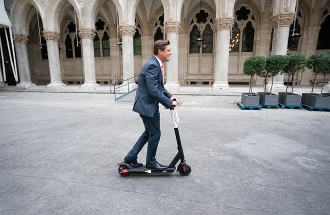 Koniec chaosu z hulajnogami elektrycznymi w Wiedniu