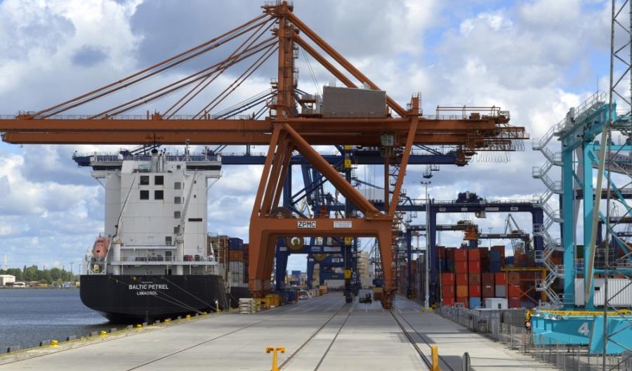Port Gdynia wstrzymuje (czasowo) nocny ruch statków Port Gdynia wstrzymuje (czasowo) nocny ruch statków