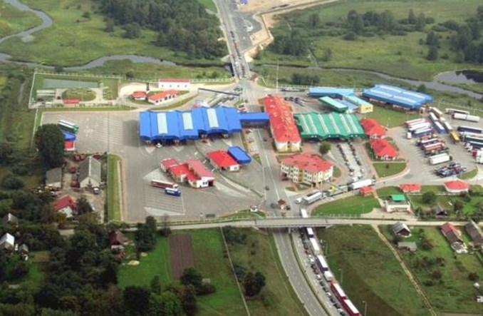 Przemyt i korupcja na zamkniętym obecnie przejściu w Bobrownikach 