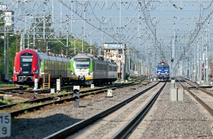 Obwodnice, koleje i autobusy – znamy szczegóły prefinansowania KPO przez PFR 