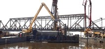 Szczecin: rozbierają stary most kolejowy na Regalicy