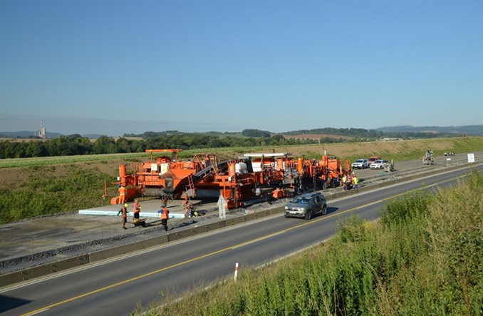 Czechy. Trzeba od nowa ułożyć beton na fragmencie autostrady 
