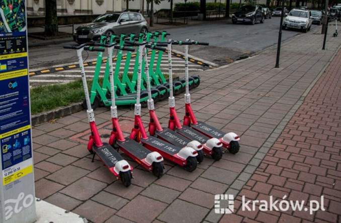Kraków zapowiada zmiany dla operatorów hulajnóg elektrycznych