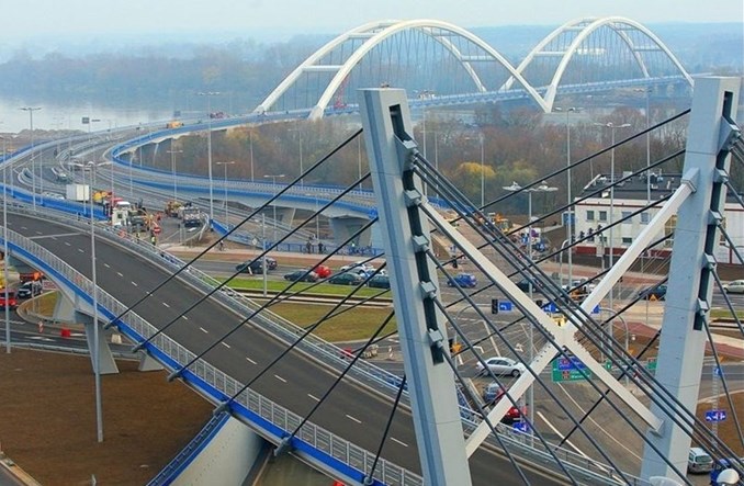 Toruń z przymiarkami na trzeci most drogowy przez Wisłę 
