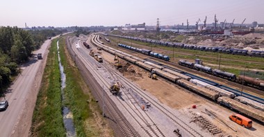 Nabrzeże Przemysłowe w Porcie Gdańsk. Roboty drogowe wykonane w 90 proc. 