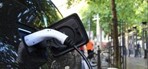 Samorządy nie kupują elektryków tak jak nakazuje ustawa   