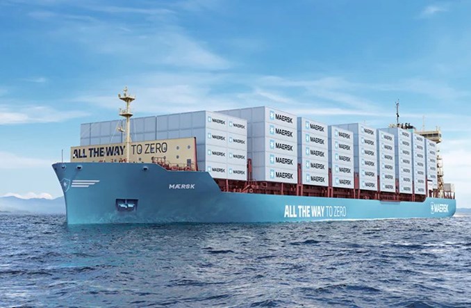 Maersk: Dziewiczy rejs kontenerowca napędzanego zielonym metanolem