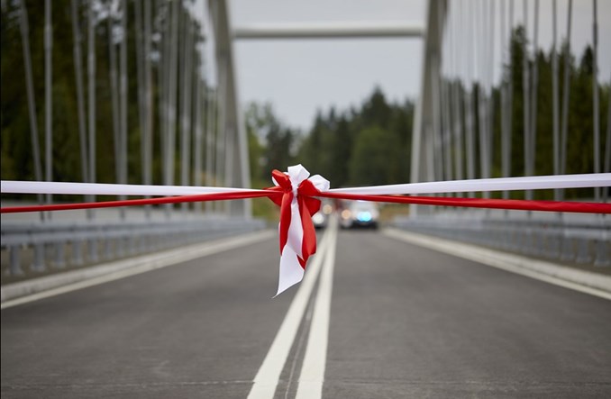 Małopolska. W miejsce stuletniego mostu powstał nowy  