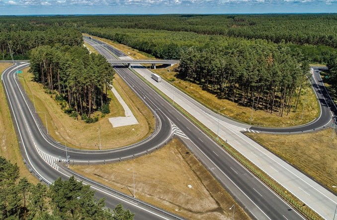 A18 między Żarami i Olszyną gotowa. Asfalt zamiast betonowych płyt