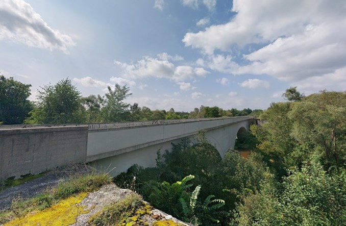 Są chętni zaprojektować most do miasta widmo