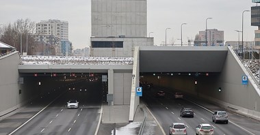 Warszawa: Ruch samochodowy w latach 2019-2022 spadł