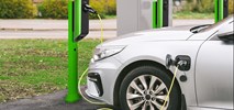 MI: w 2025 roku nawet 40 tysięcy punktów ładowania samochodów elektrycznych