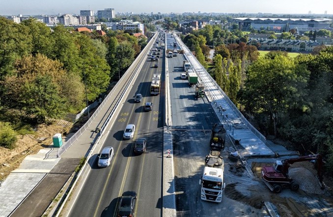 (Od)budowa południowego wiaduktu Trasy Łazienkowskiej na ukończeniu
