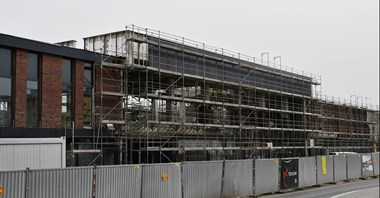 Dworzec w Raciborzu w trakcie przebudowy. Wiaty na razie nie będzie