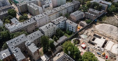 Drążenie tunelu kolejowego pod łódzkimi kamienicami - pomagała iniekcja kompensacyjna 
