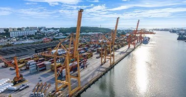 Gdynia: Trwa przebudowa Nabrzeża Helskiego