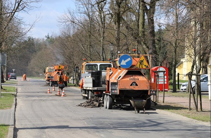 Warmia i Mazury: Wykonawca remontów cząstkowych nawierzchni poszukiwany