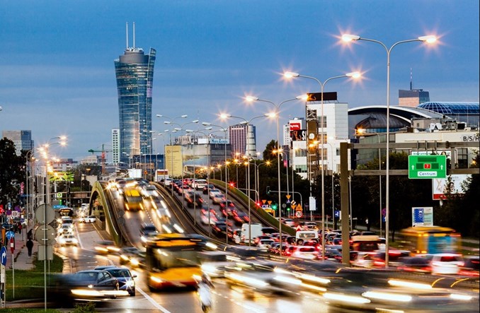 Warszawa walczy z tlenkami azotu. Strefa Czystego Transportu wraca na Radę Miasta
